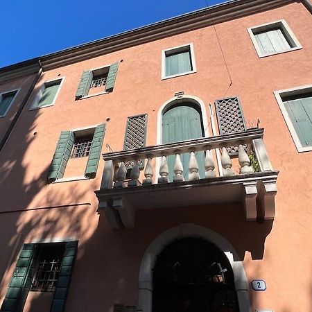 Incantevole Mini Appartamento In Centro A Padova. Luaran gambar